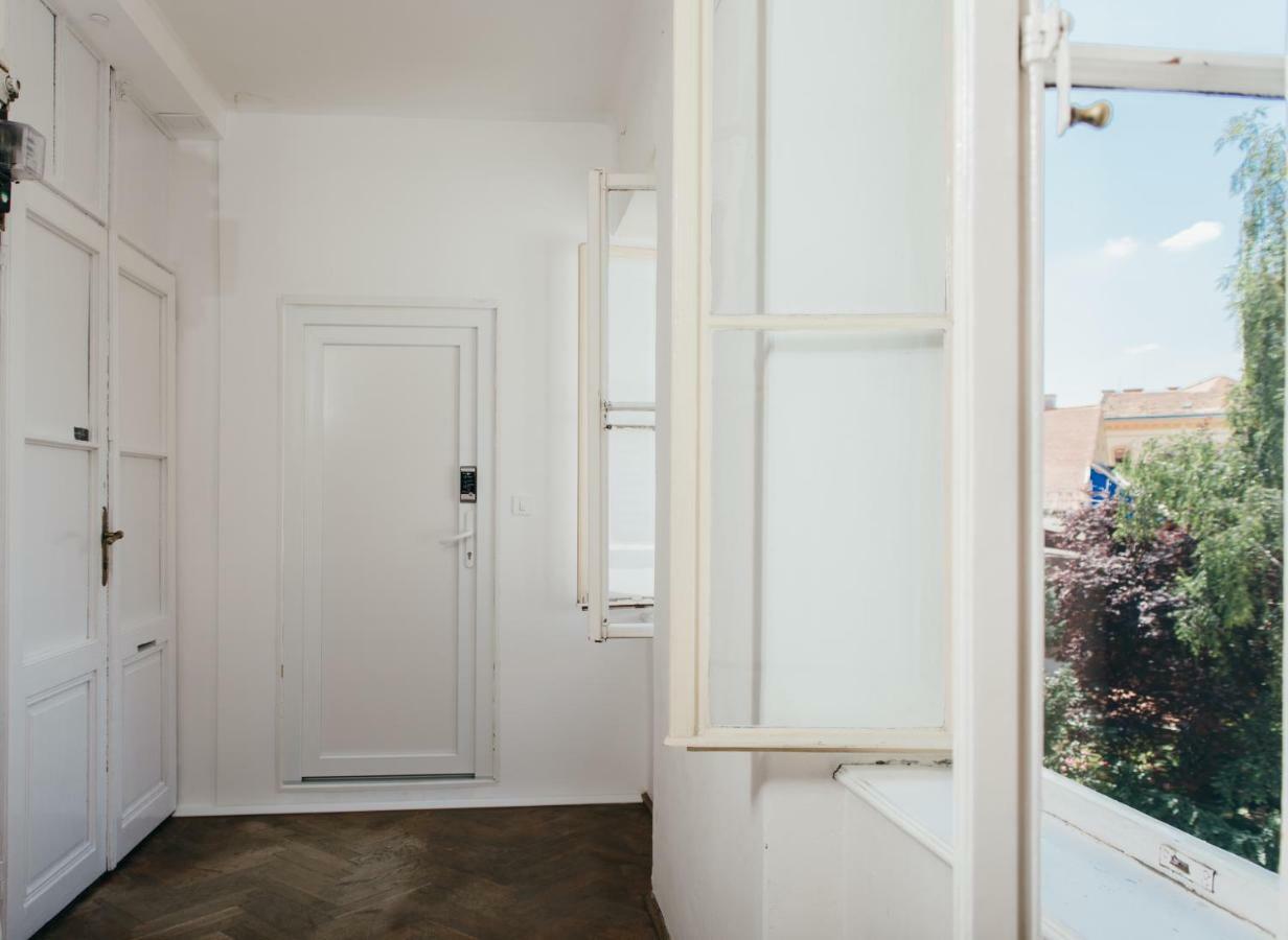 Old Town Tale Apartment Zagreb Ngoại thất bức ảnh